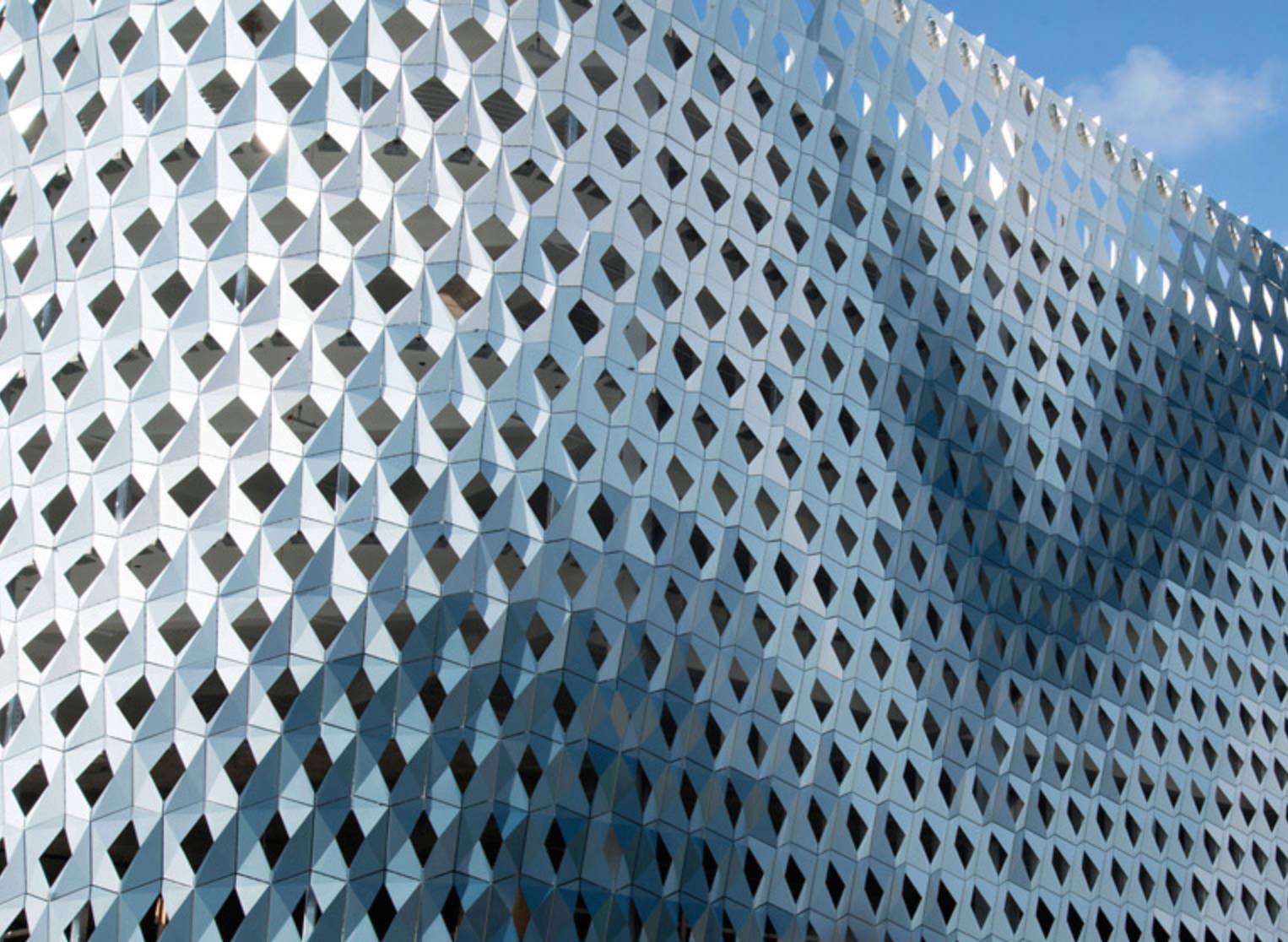 Leong Leong + IwamotoScott’s Shimmering Design District Garage ...